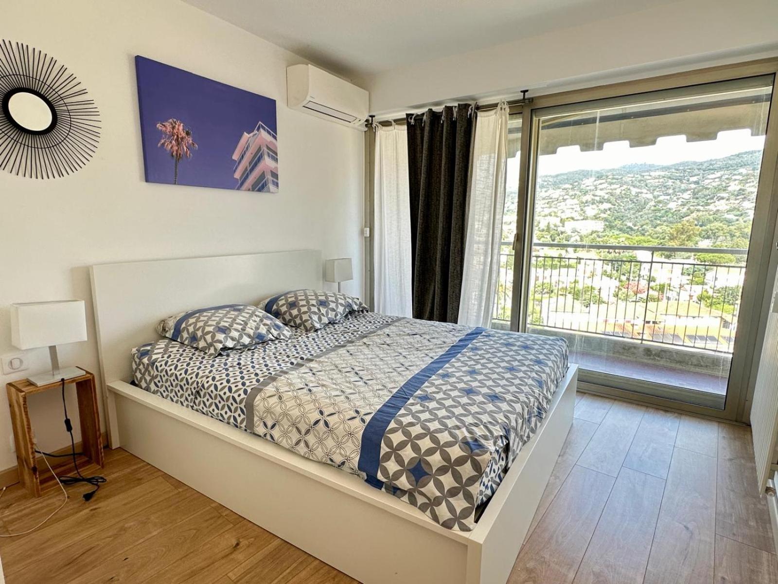 Appartement T3 De Standing Vue Mer Et Marina Mandelieu-la-Napoule Exterior photo